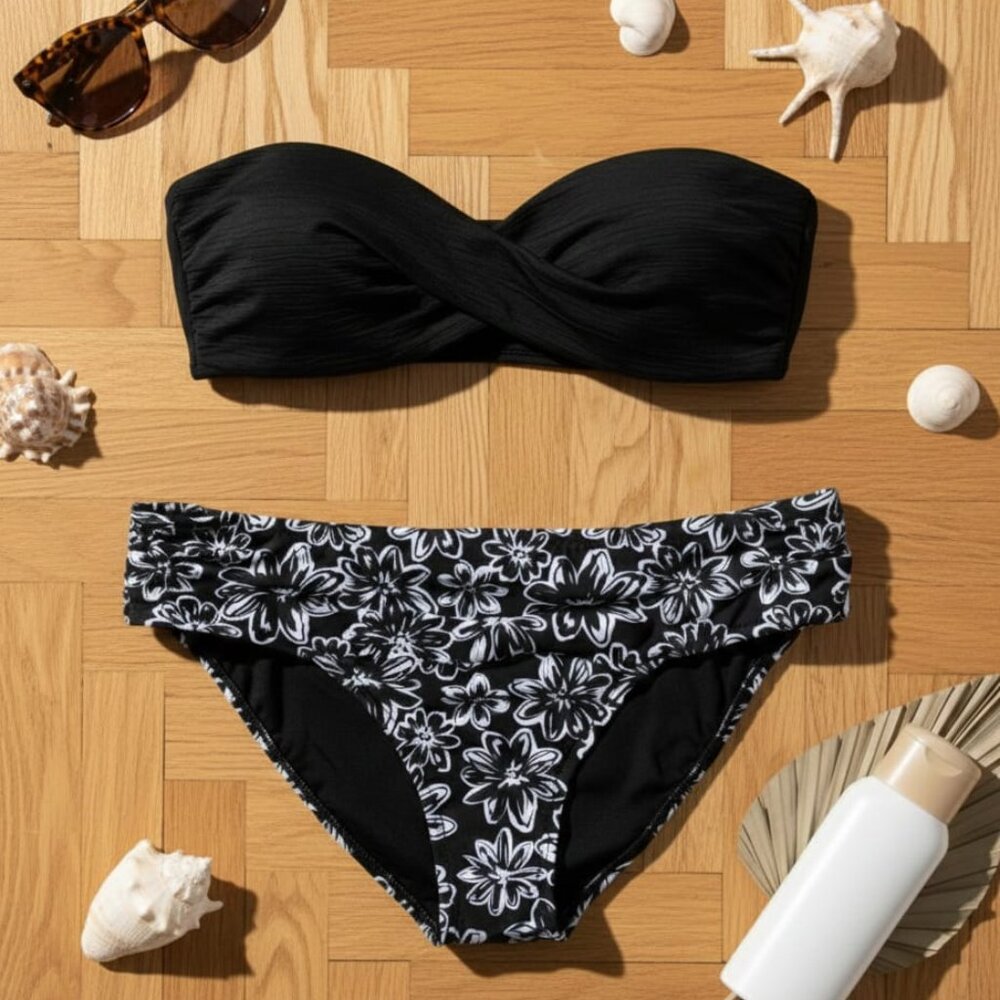TIME AND TRU Women's Strapless Bikini Set, Two-Piece Swimsuit Black and floral